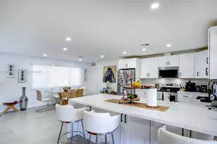 1511 NW 87th Way, Pembroke Pines, FL 33024 - Photo 11