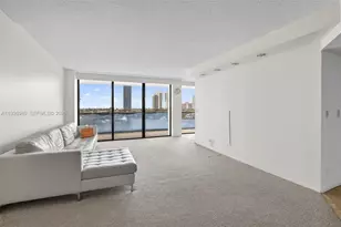 19707 Turnberry Way, Aventura, FL 33180 - Photo 3