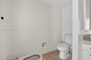 19707 Turnberry Way, Aventura, FL 33180 - Photo 25