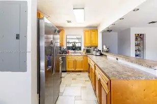 7349 Pine Valley Dr, Hialeah, FL 33015 - Photo 11