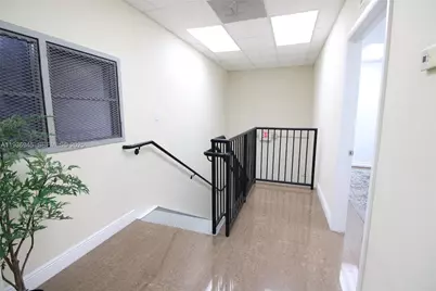8217 NW 30th Ter, Doral, FL 33122 - Photo 13
