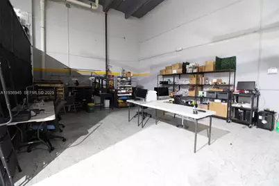 8217 NW 30th Ter, Doral, FL 33122 - Photo 19