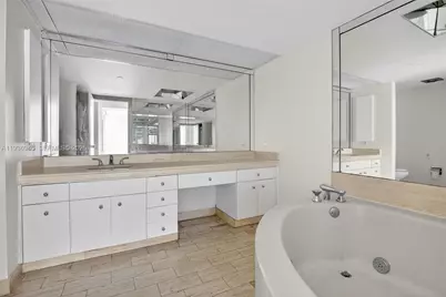 19707 Turnberry Way #7F, Aventura, FL 33180 - Photo 23