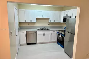 12821 SW 43rd Dr, Miami, FL 33175 - Photo 5