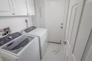 3525 Magellan Cir, Aventura, FL 33180 - Photo 39