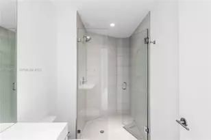 2900 NE 7th Ave, Miami, FL 33137 - Photo 33