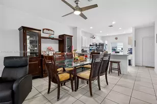 2805 NW 180th St, Miami Gardens, FL 33056 - Photo 13