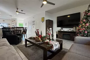 2805 NW 180th St, Miami Gardens, FL 33056 - Photo 19