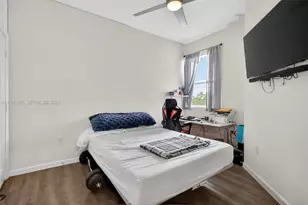 2805 NW 180th St, Miami Gardens, FL 33056 - Photo 27