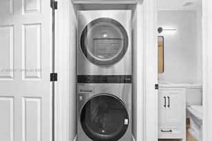 720 Cypress Ln, Deerfield Beach, FL 33064 - Photo 19