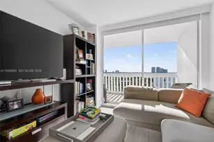 1000 Island Blvd, Aventura, FL 33160 - Photo 27