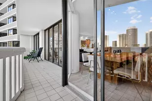 1000 Island Blvd, Aventura, FL 33160 - Photo 13