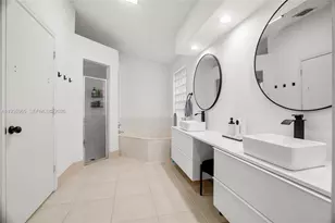 8165 Pelican Harbour Dr, Lake Worth, FL 33467 - Photo 13