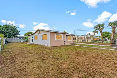 20520 NW 21st Ave, Miami Gardens, FL 33056 - Photo 5