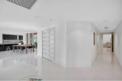 3370 Hidden Bay Dr #2711, Aventura, FL 33180 - Photo 15