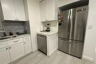 820 NW 87th Ave, Miami, FL 33172 - Photo 7