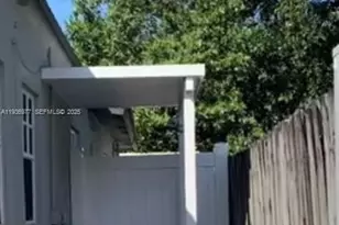 1625 Dewey St, Hollywood, FL 33020 - Photo 3