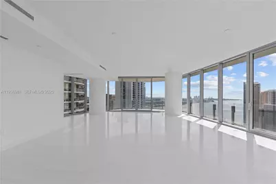 300 Biscayne Blvd Way #3201, Miami, FL 33130 - Photo 17