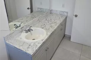 10820 SW 200th Dr, Cutler Bay, FL 33157 - Photo 11