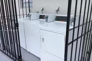 50 W 31st St, Hialeah, FL 33012 - Photo 15