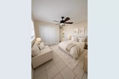50 W 31st St #203, Hialeah, FL 33012 - Photo 7