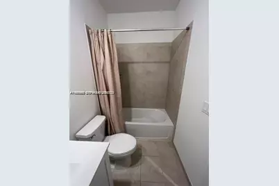 327 NE 208th Ter #327, Miami, FL 33179 - Photo 17