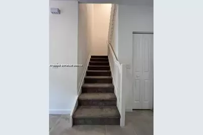 327 NE 208th Ter #327, Miami, FL 33179 - Photo 9