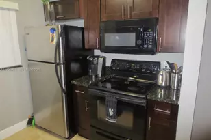 2811 N Oakland Forest Dr, Oakland Park, FL 33309 - Photo 1