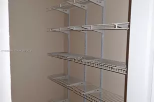 2811 N Oakland Forest Dr, Oakland Park, FL 33309 - Photo 19