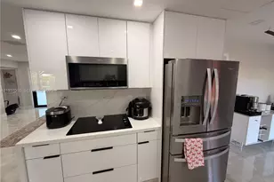 4841 NW 19th St, Lauderhill, FL 33313 - Photo 9