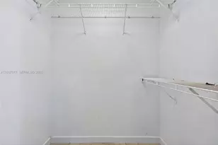 1155 Brickell Bay Dr, Miami, FL 33131 - Photo 37