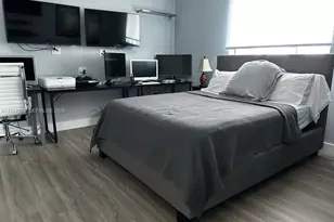 500 Brickell Ave, Miami, FL 33131 - Photo 13