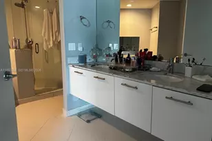 500 Brickell Ave, Miami, FL 33131 - Photo 19