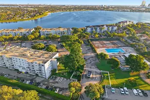 480 Executive Center Dr, West Palm Beach, FL 33401 - Photo 11