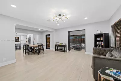 329 SW 18th Avenue, Fort Lauderdale, FL 33312 - Photo 17