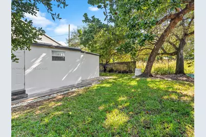 6318 NW 19th Ct #A, Miami, FL 33147 - Photo 17