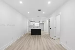 6318 NW 19th Ct, Miami, FL 33147 - Photo 41