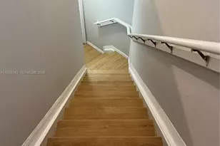 2033 SE 10th Ave, Fort Lauderdale, FL 33316 - Photo 9