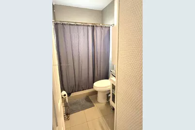 [Address not provided], North Miami, FL 33161 - Photo 31