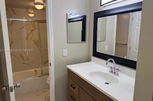 425 NW 210th St, Miami Gardens, FL 33169 - Photo 15