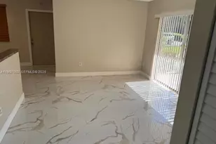 425 NW 210th St, Miami Gardens, FL 33169 - Photo 5