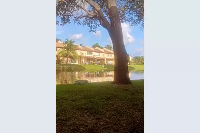 1177 Sussex Dr, North Lauderdale, FL 33068 - Photo 23