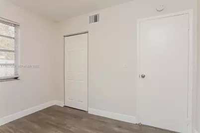 1571 NE 44th St, Pompano Beach, FL 33064 - Photo 11