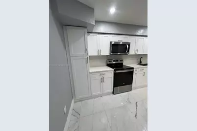 4490 W 19th Ct #217, Hialeah, FL 33012 - Photo 19