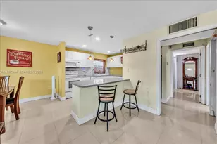 5287 NW 193rd Ln, Miami Gardens, FL 33055 - Photo 7