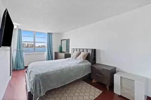 251 174th St, Sunny Isles Beach, FL 33160 - Photo 11