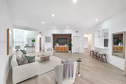 7472 La Paz Blvd #306, Boca Raton, FL 33433 - Photo 1