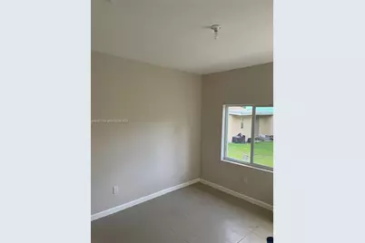 8321 NE Miami Ct, Miami, FL 33138 - Photo 7