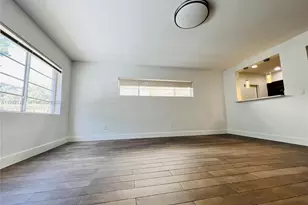 1001 Bay Dr, Miami Beach, FL 33141 - Photo 9