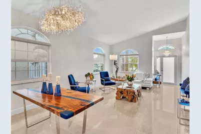 357 NW 154th Ave, Pembroke Pines, FL 33028 - Photo 5